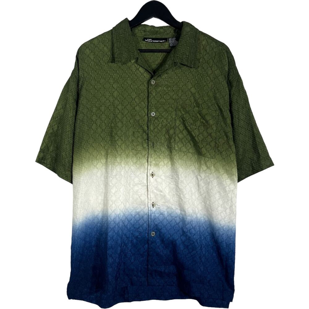 No Boundaries Short Sleeve Button Up - image 1